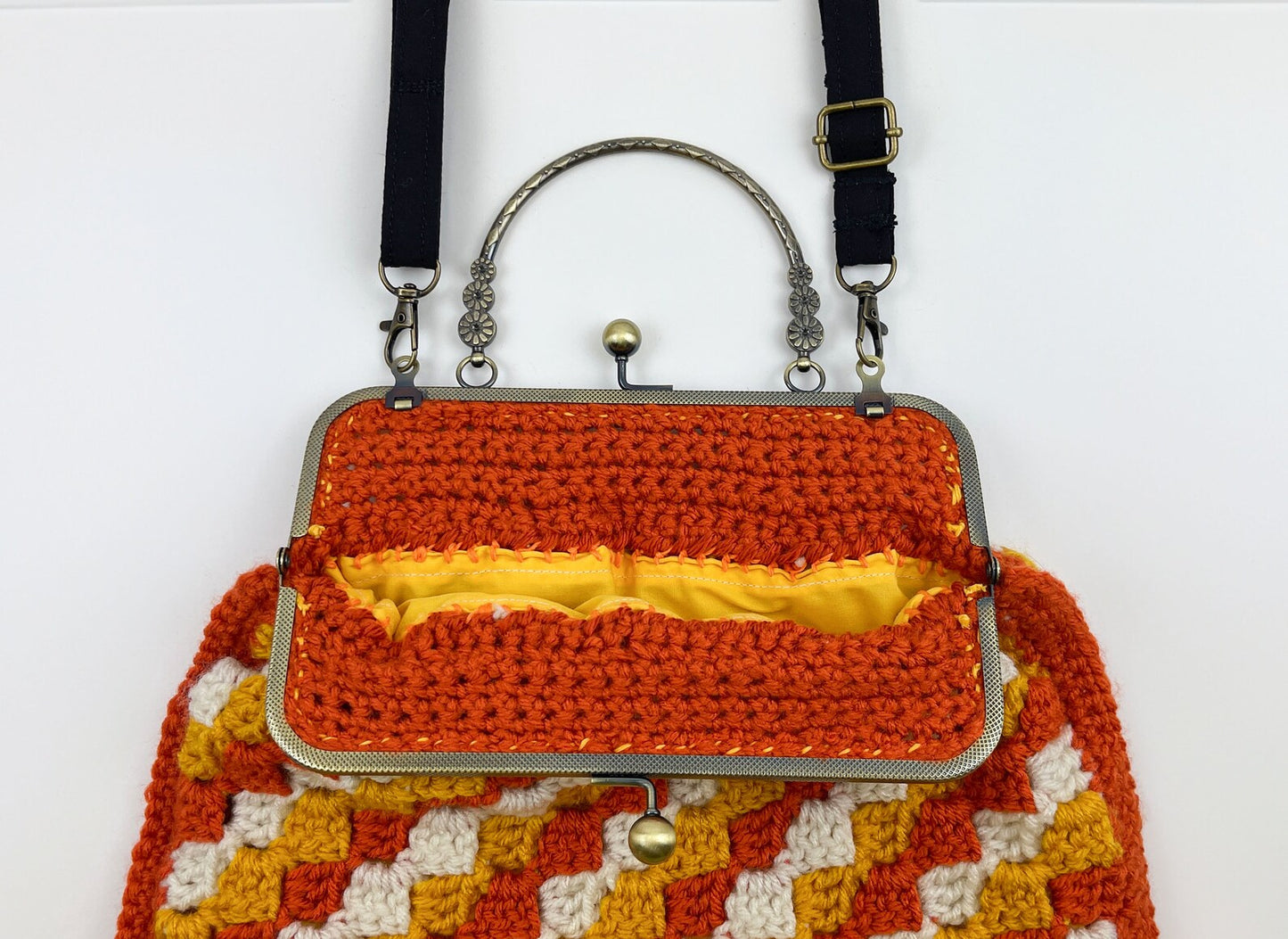 Crochet Cross Body Kiss Lock Purse with Adjustable Strap