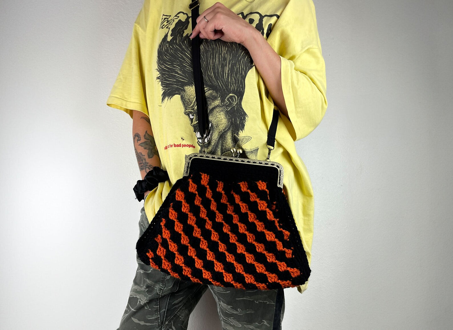 Crochet Cross Body Kiss Lock Purse with Adjustable Strap