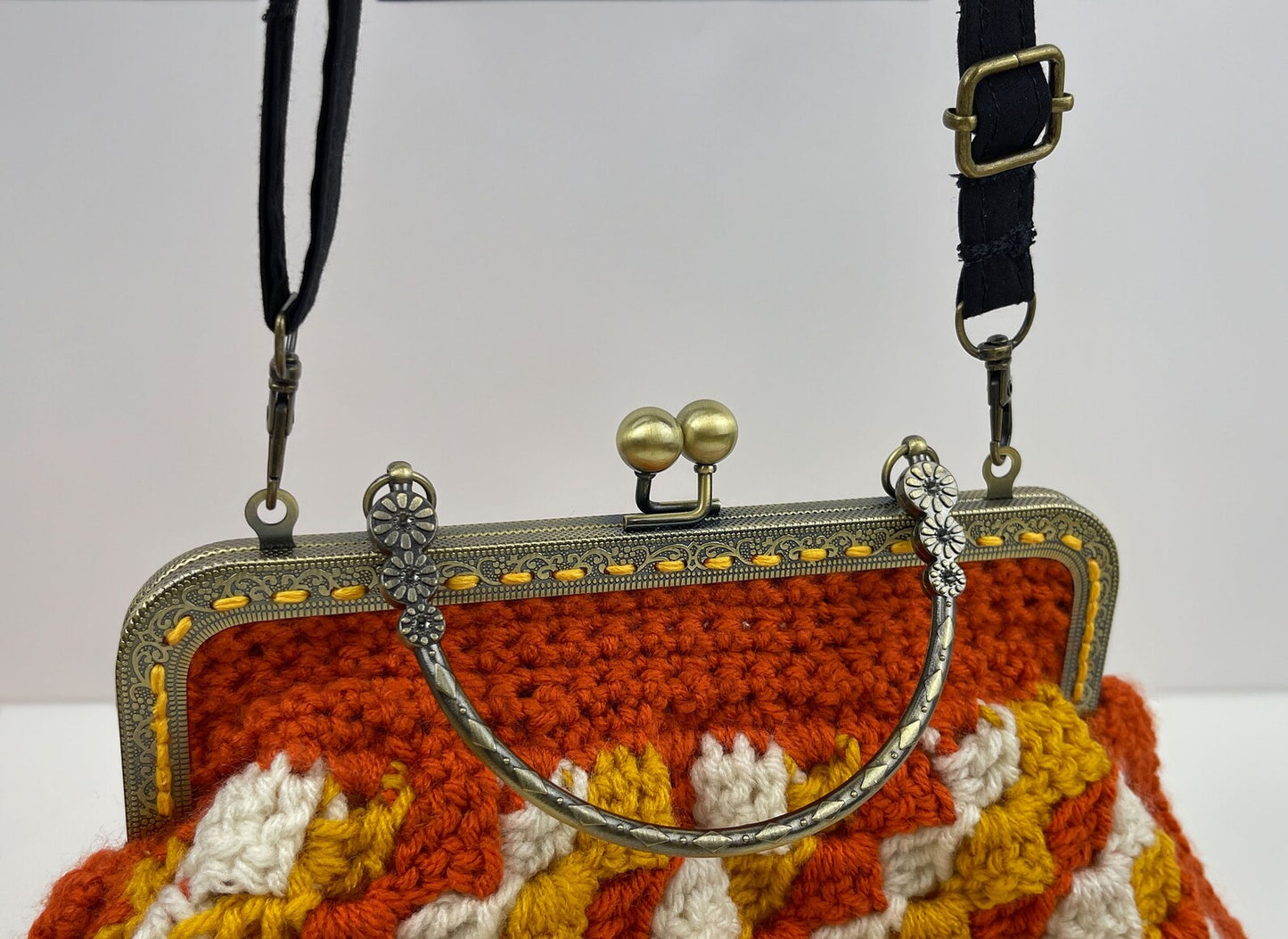 Crochet Cross Body Kiss Lock Purse with Adjustable Strap