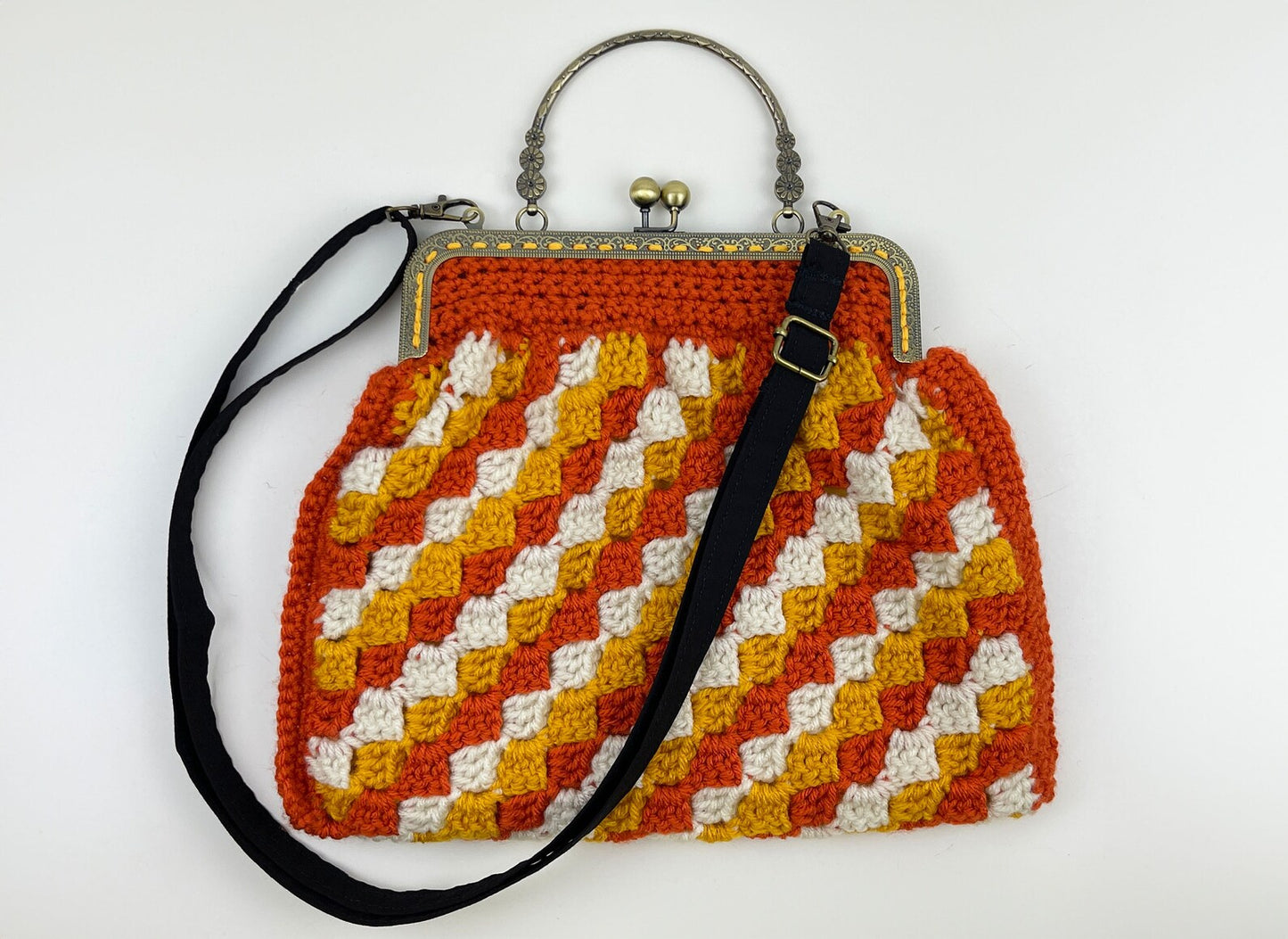 Crochet Cross Body Kiss Lock Purse with Adjustable Strap