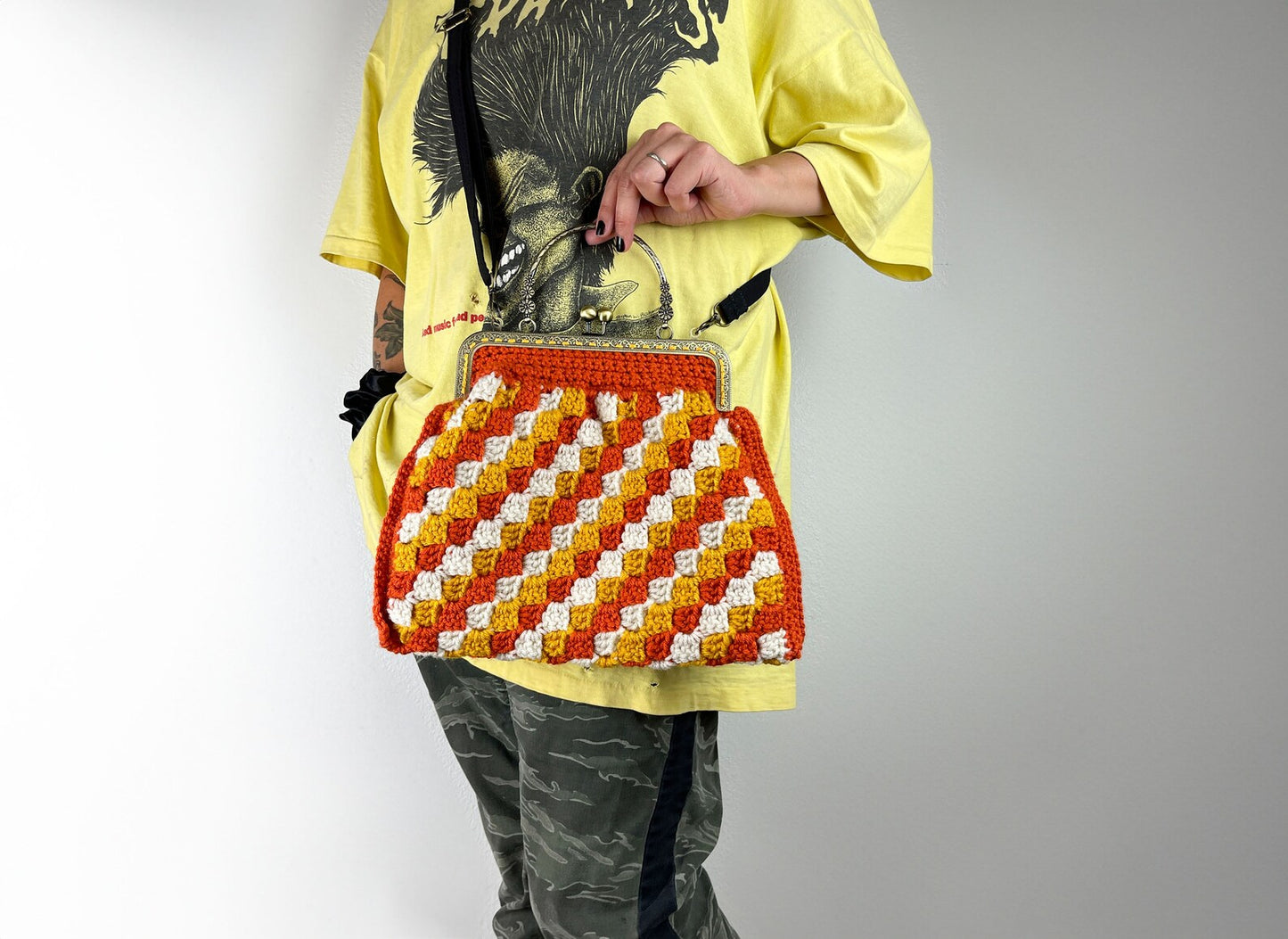 Crochet Cross Body Kiss Lock Purse with Adjustable Strap