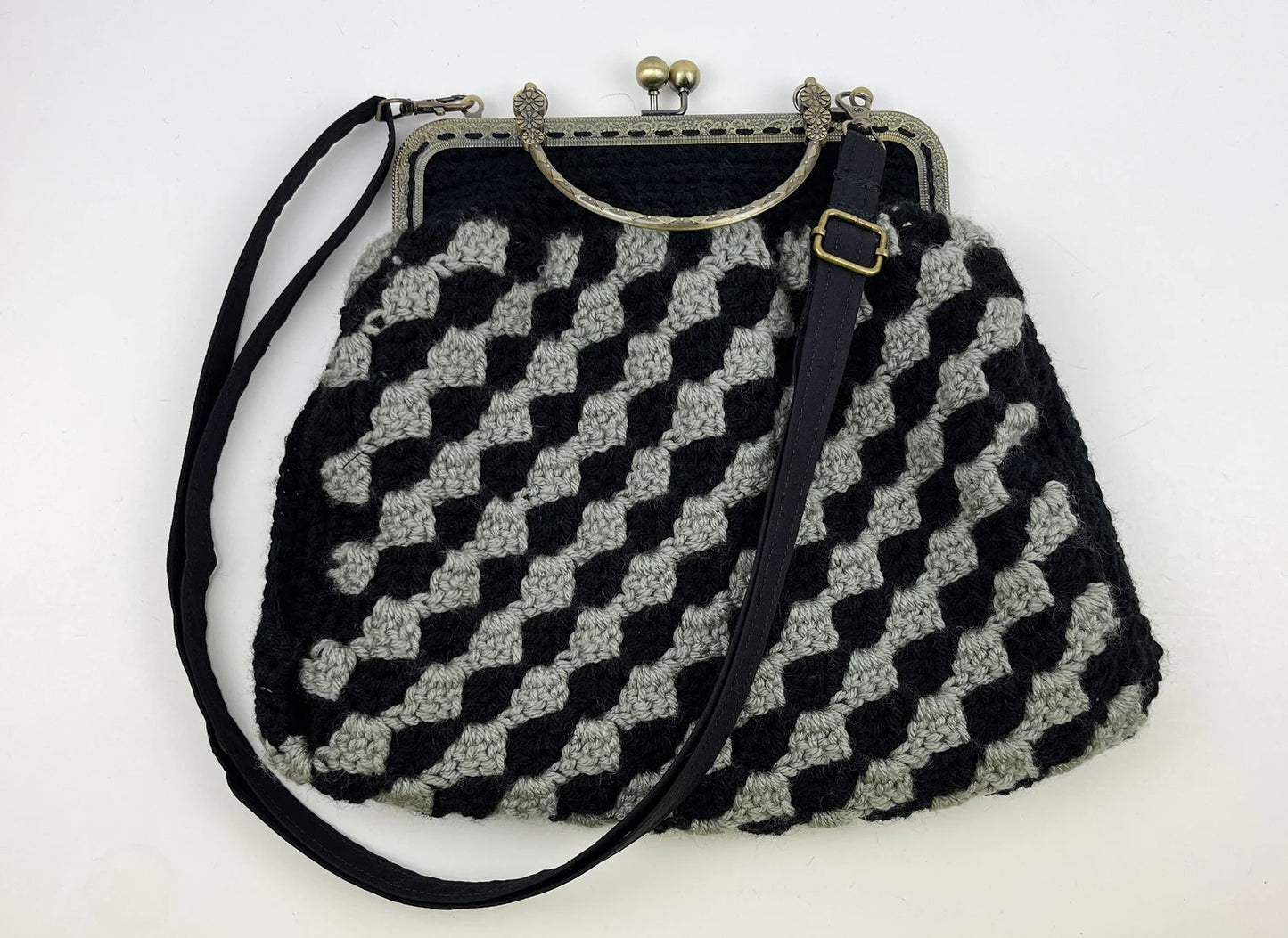 Crochet Cross Body Kiss Lock Purse with Adjustable Strap