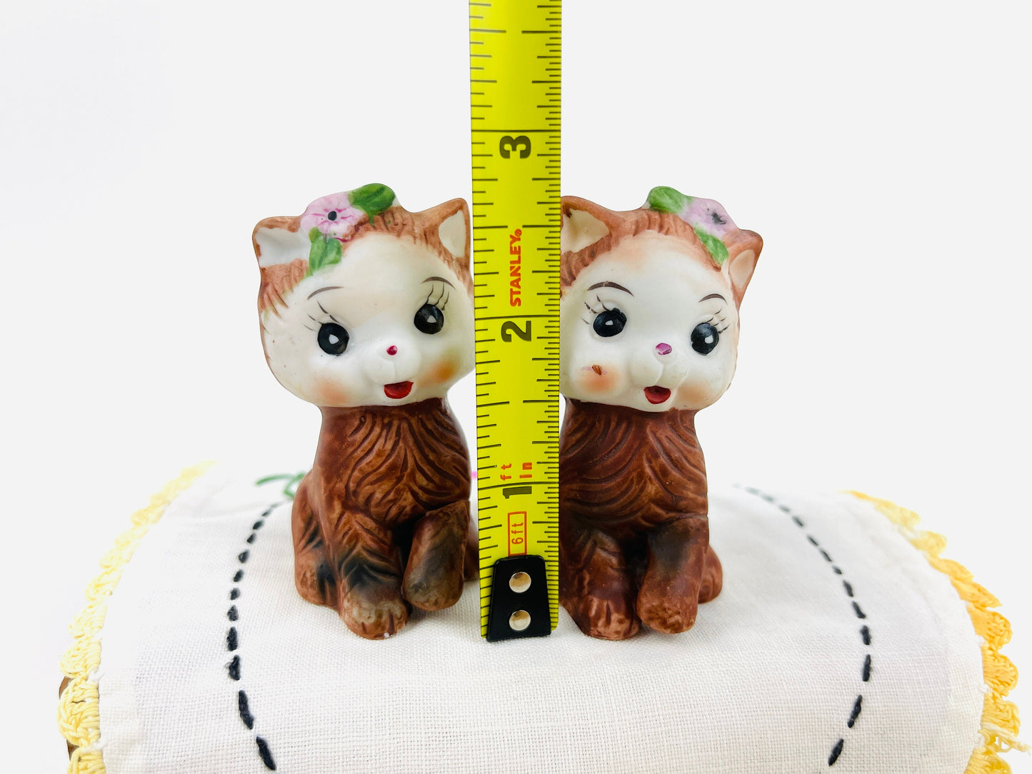 Vintage Anthropomorphic Kittens Kitschy Salt and Pepper Shakers Set of 2 Brown Kitty Cat Figurines