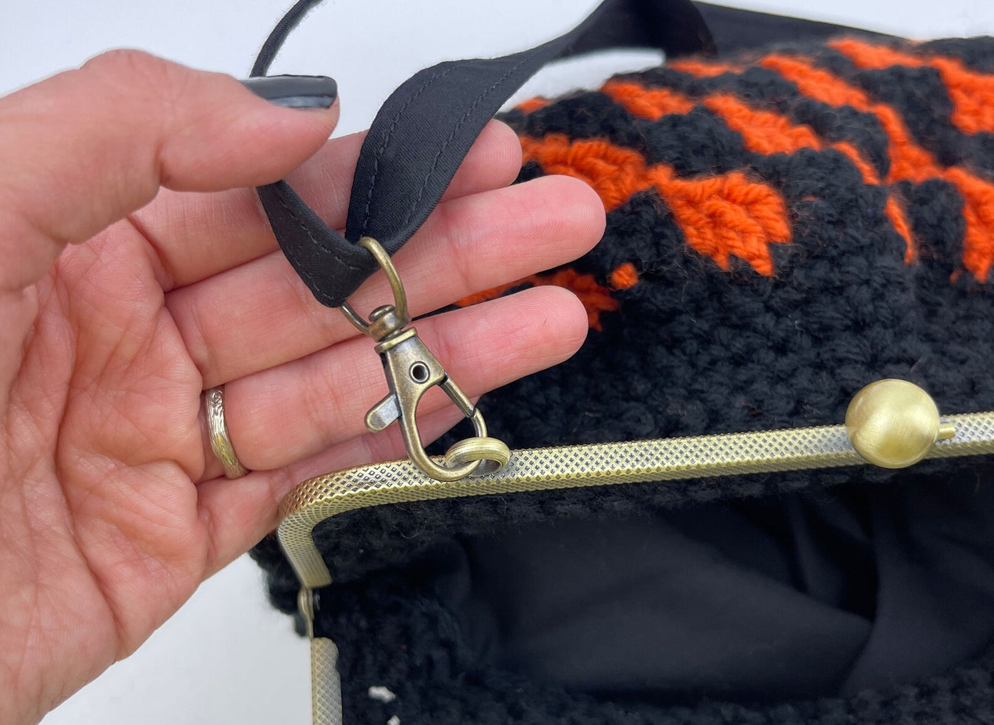 Crochet Cross Body Kiss Lock Purse with Adjustable Strap