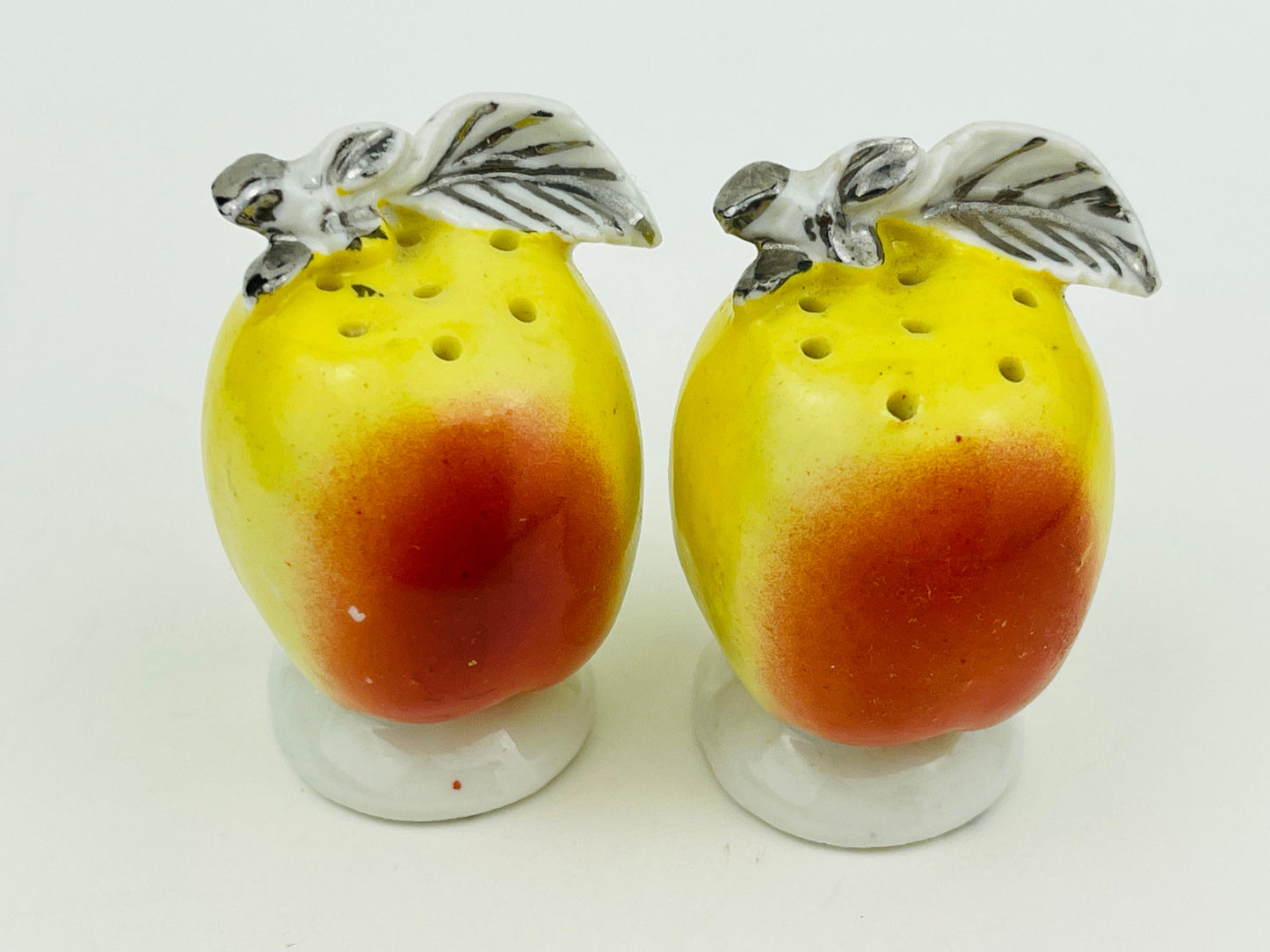 VTG Mini Apples Salt and Pepper Shakers Cute Vintage Kitschy Fruit Kitchen Decor 1940's Collectable Apple Figurines Made in Germany